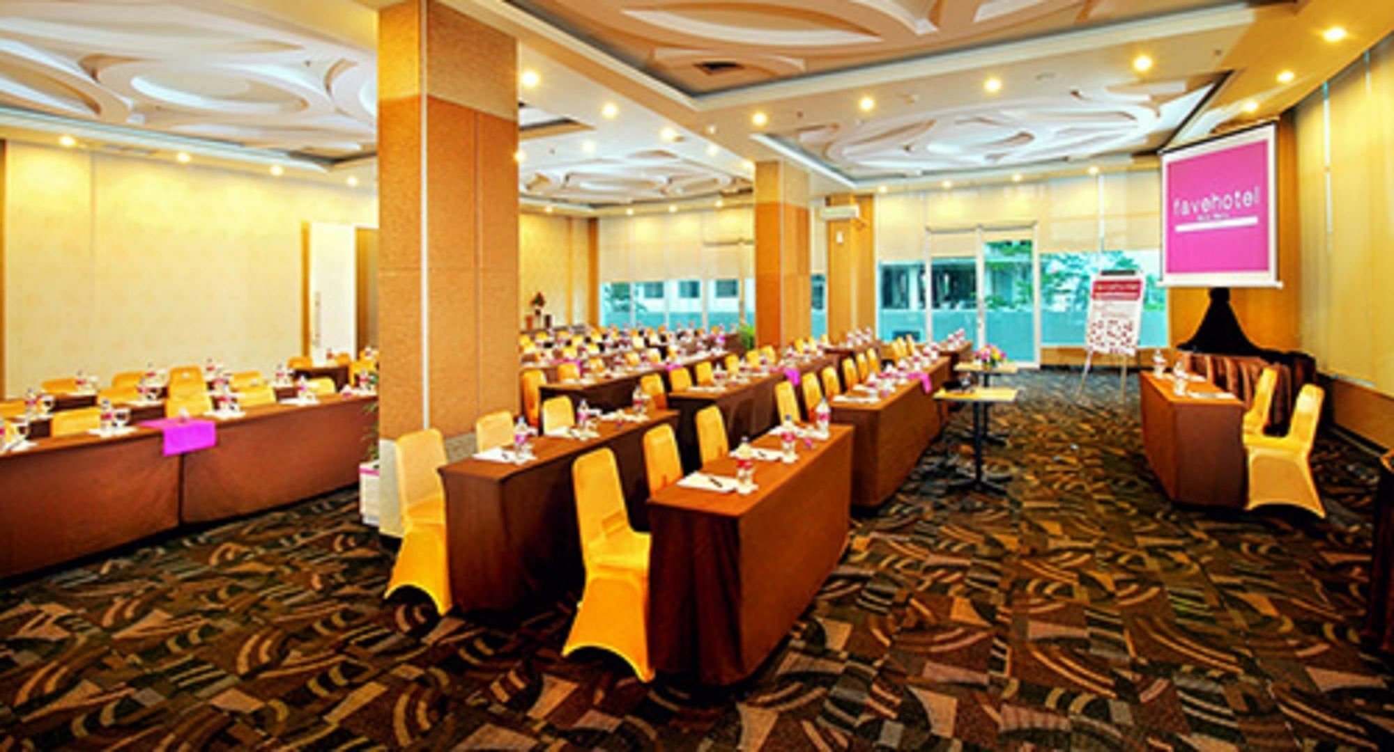 Favehotel Solo Baru Exterior foto
